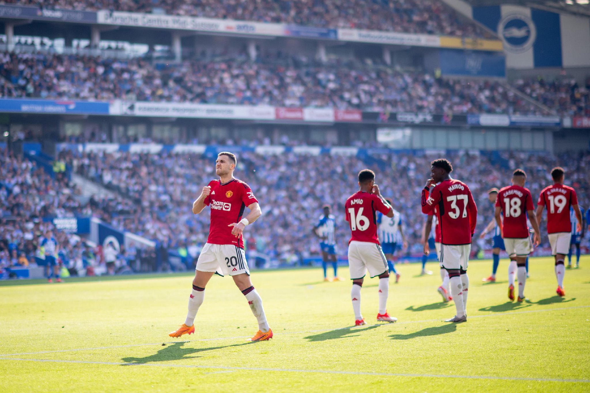 能够获得首 能够获得首